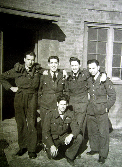 Crew of BB-343 (EQ-X) 408 Squadron RCAF